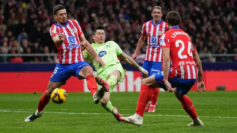 Đội hình Barcelona gặp Atlético Madrid 02