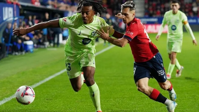 Đội hình Osasuna gặp Barcelona 03
