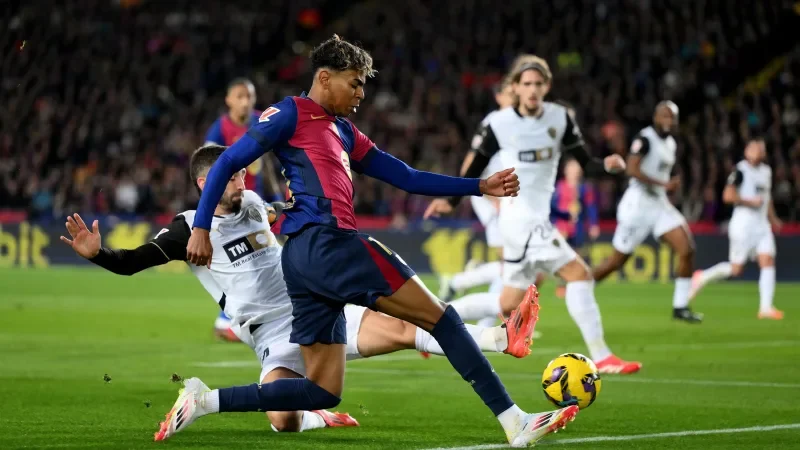 Đội hình Valencia CF gặp Barcelona 01