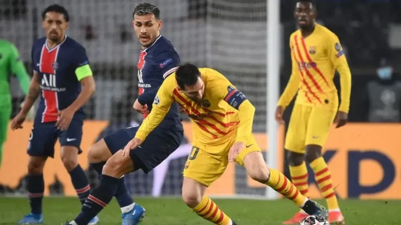 PSG đấu với Barcelona 03